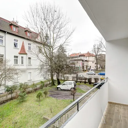 Dr - Five Apartment